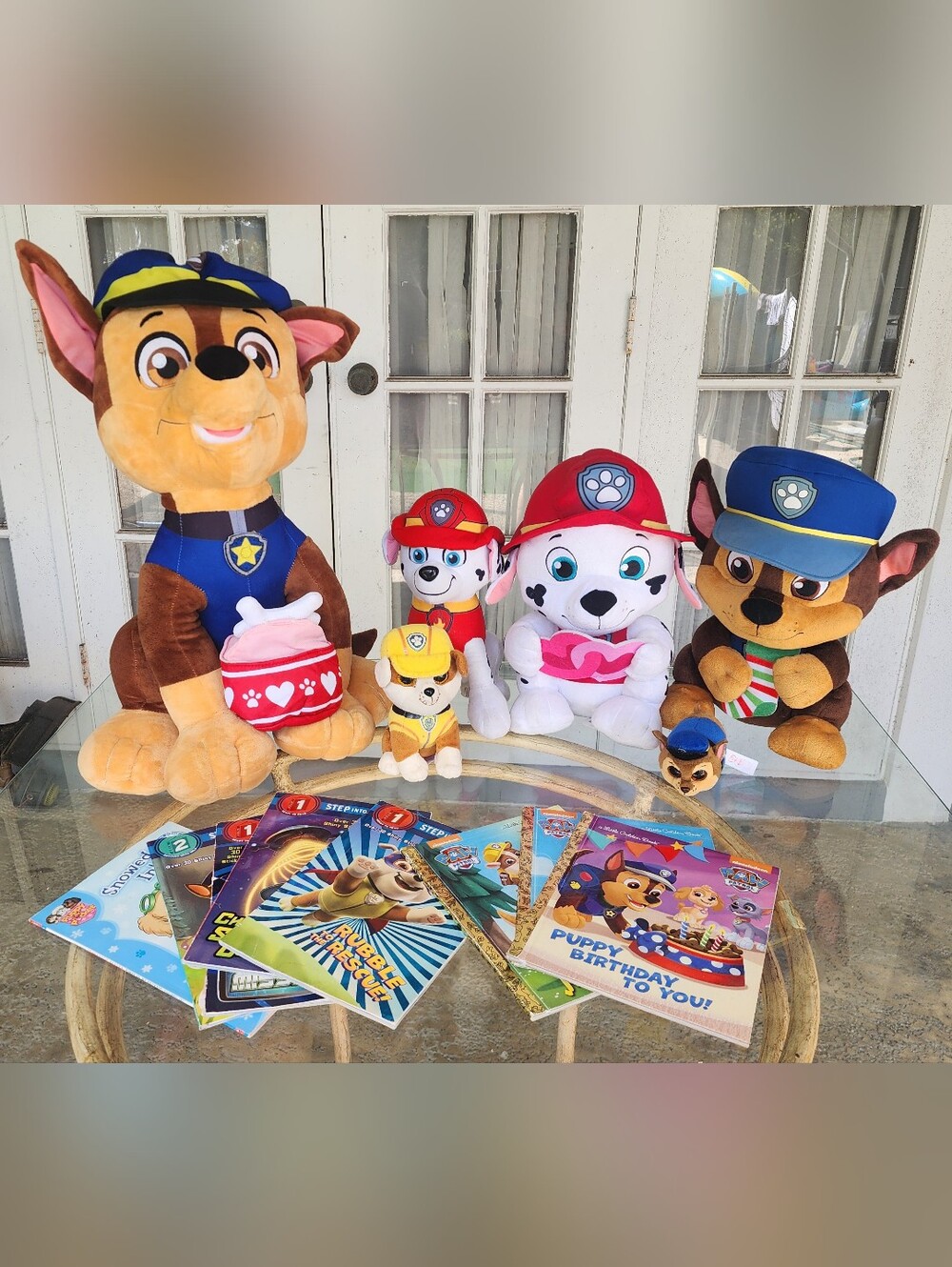 Paw Patrol Plush Lot & Books, Golden Books/Step Into Reading Books, 6 Plushies